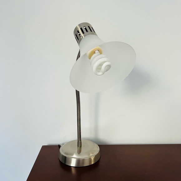 Table lamp - Picture 3 of 4